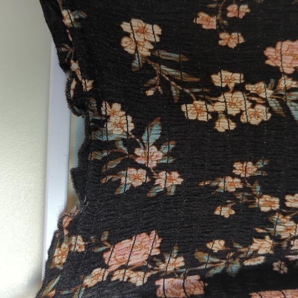 American Eagle Black Floral Halter Smock Romper - Picture 6 of 8